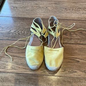 AQUAZZURA BELGRAVIA ESPADRILLES YELLOW SUEDE SIZE 37.5 LACE-UP FLATS